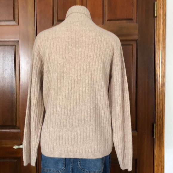 Pendleton Turtleneck Sweater - Picture 3 of 4